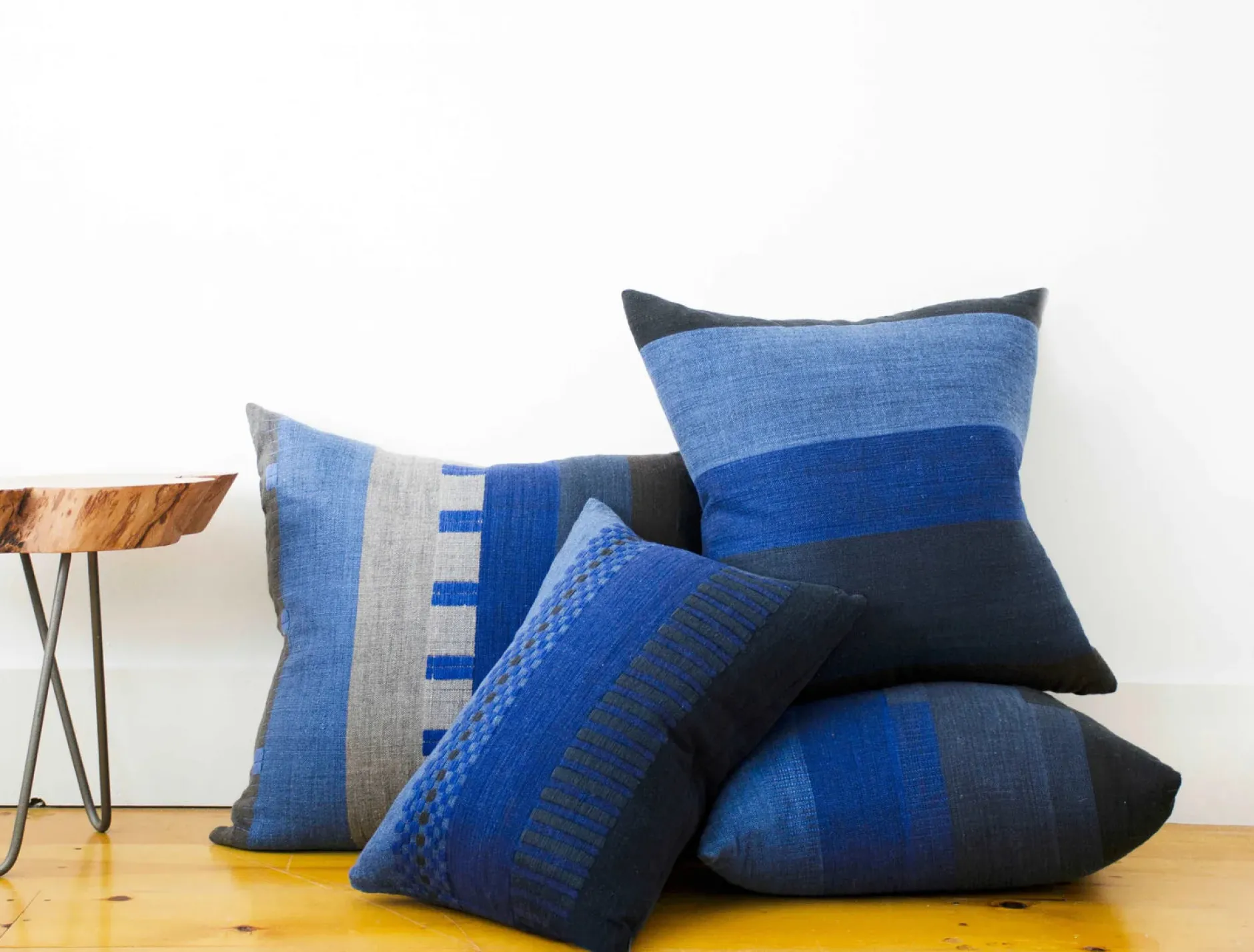 bole_road_afar_pillow_mid_1.webp Pillows | Bole Road Afar Pillow Midnight
