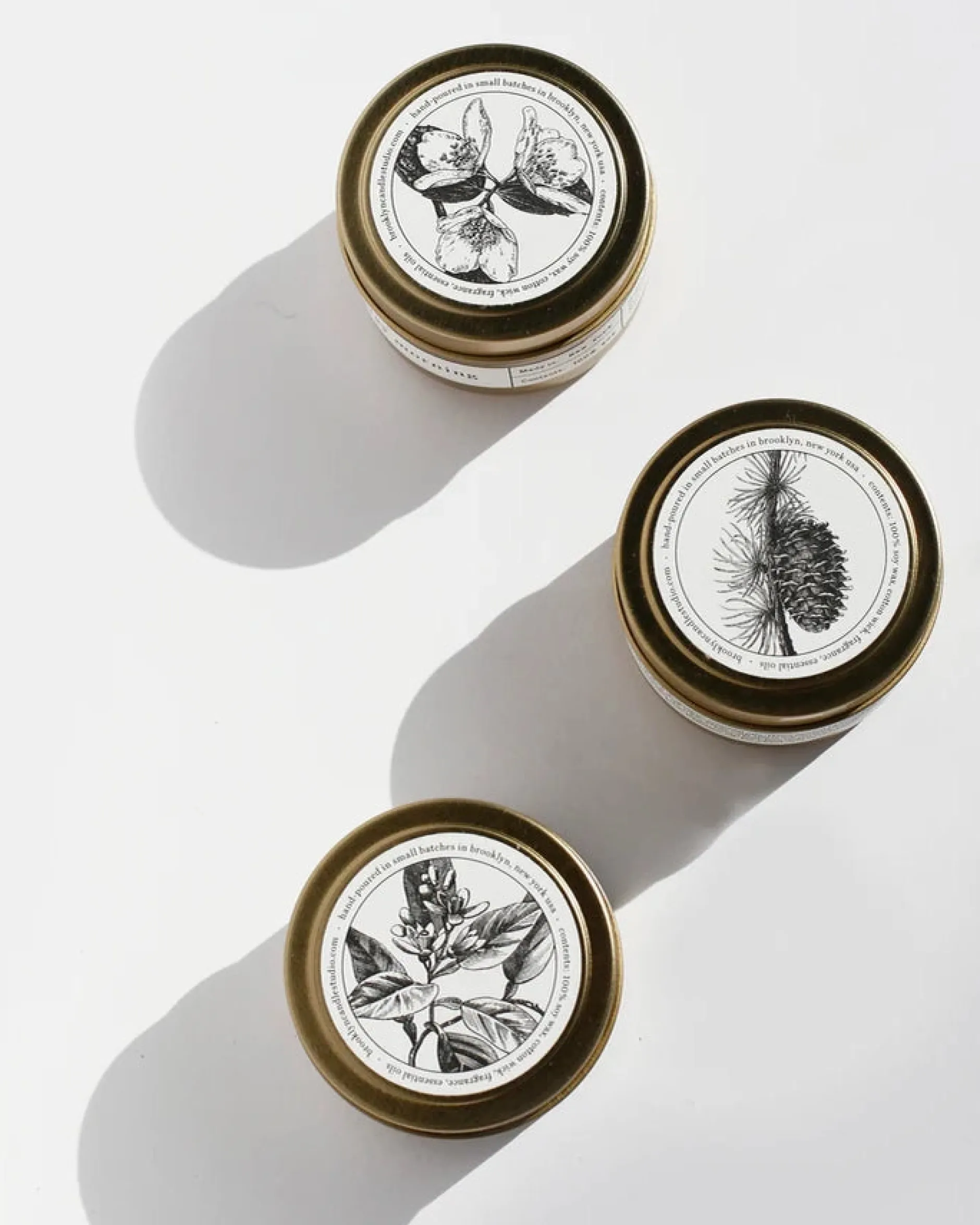 brooklyn_candle_studio_sw_2.webp Candles | Brooklyn Candle Studio Sweet Fig Gold Travel Candle