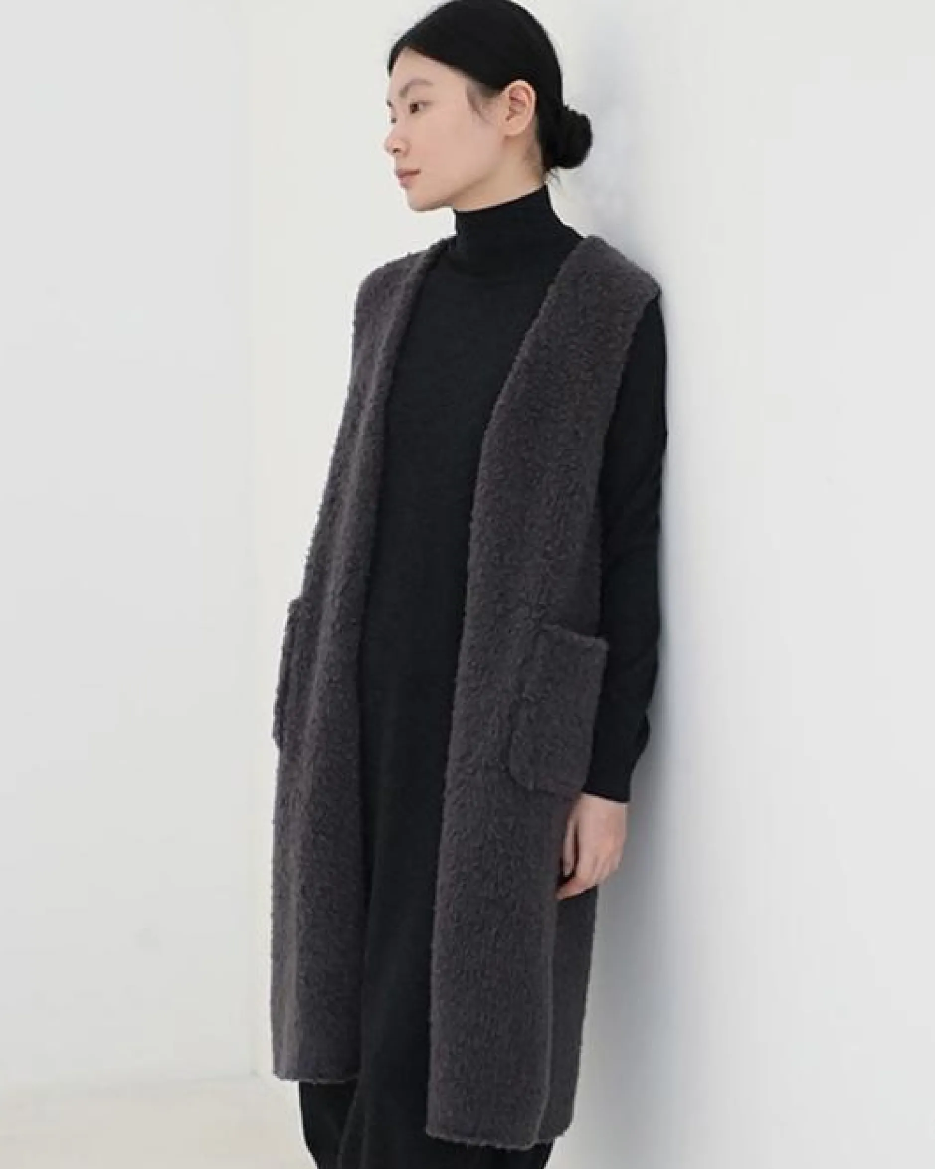 evam_eva_boa_long_vest_su_0.webp Sweaters | Evam Eva Boa Long Vest Sumi