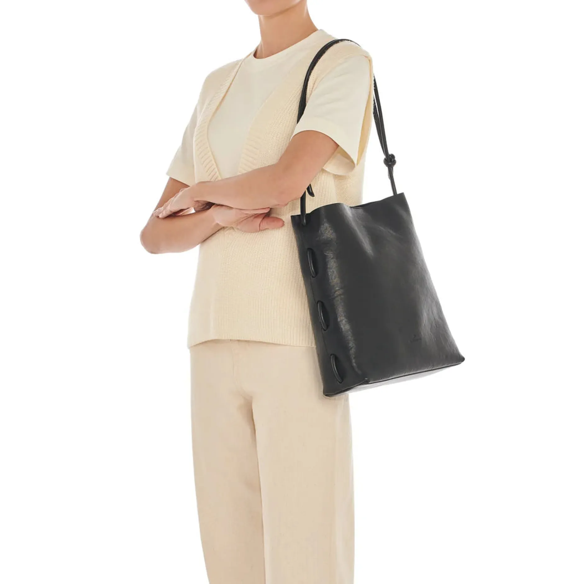 il_bisonte_shoulder_snodo_4.webp Bags | Il Bisonte Shoulder Snodo Nero