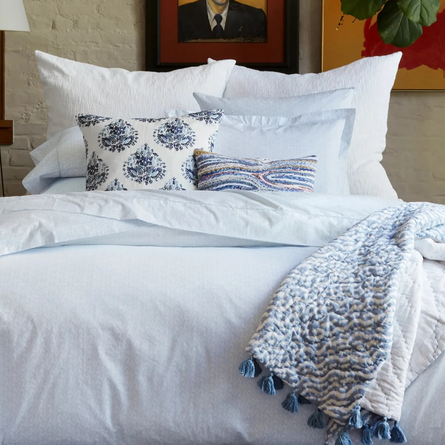 john_robshaw_ramra_light__3.webp Duvets | John Robshaw Ramra Light Indigo Duvet