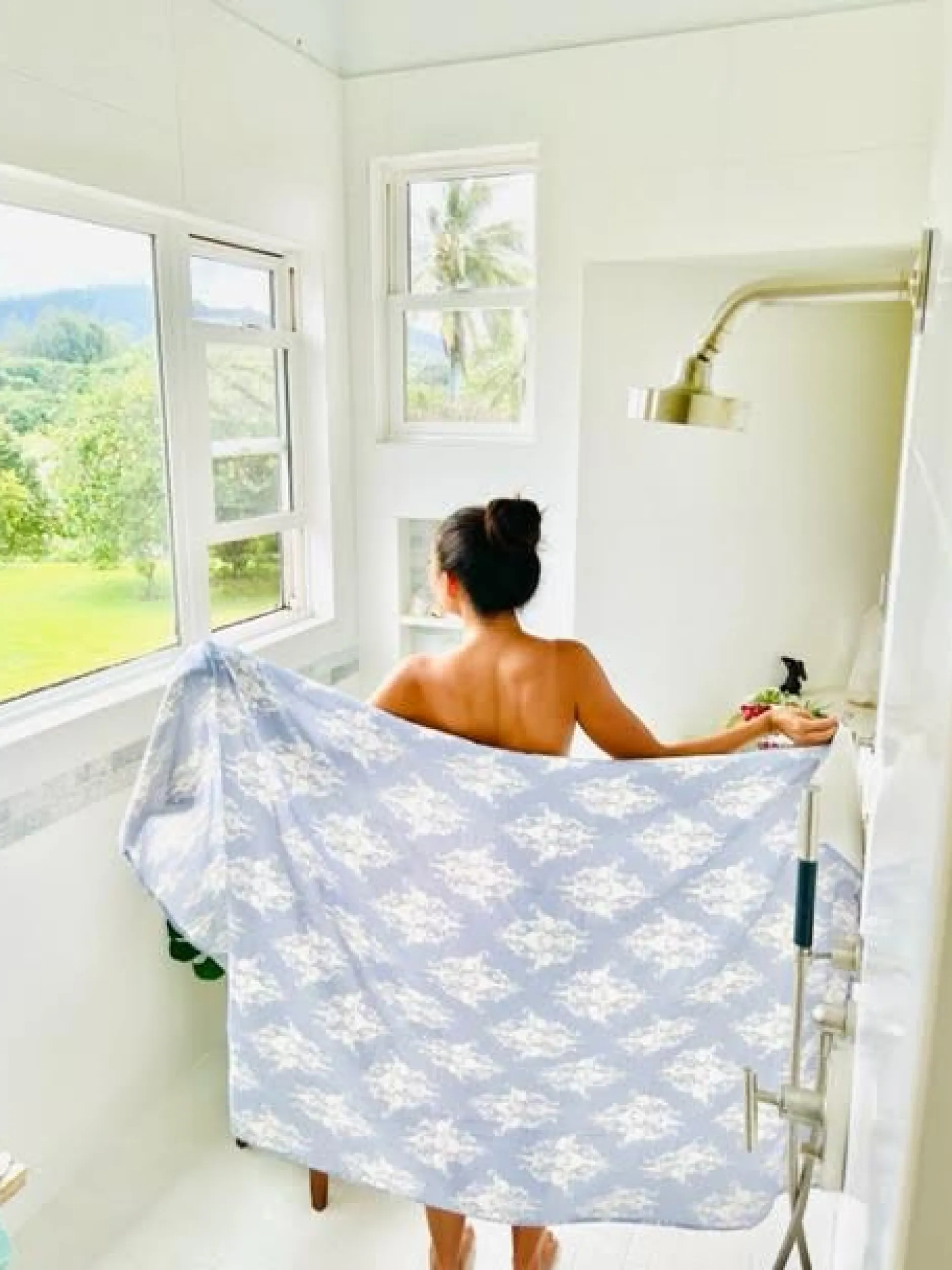 organic_cotton_beach_towe_1.webp Linens | Thistle Hill Organic Cotton Beach Towel Blue Palace
