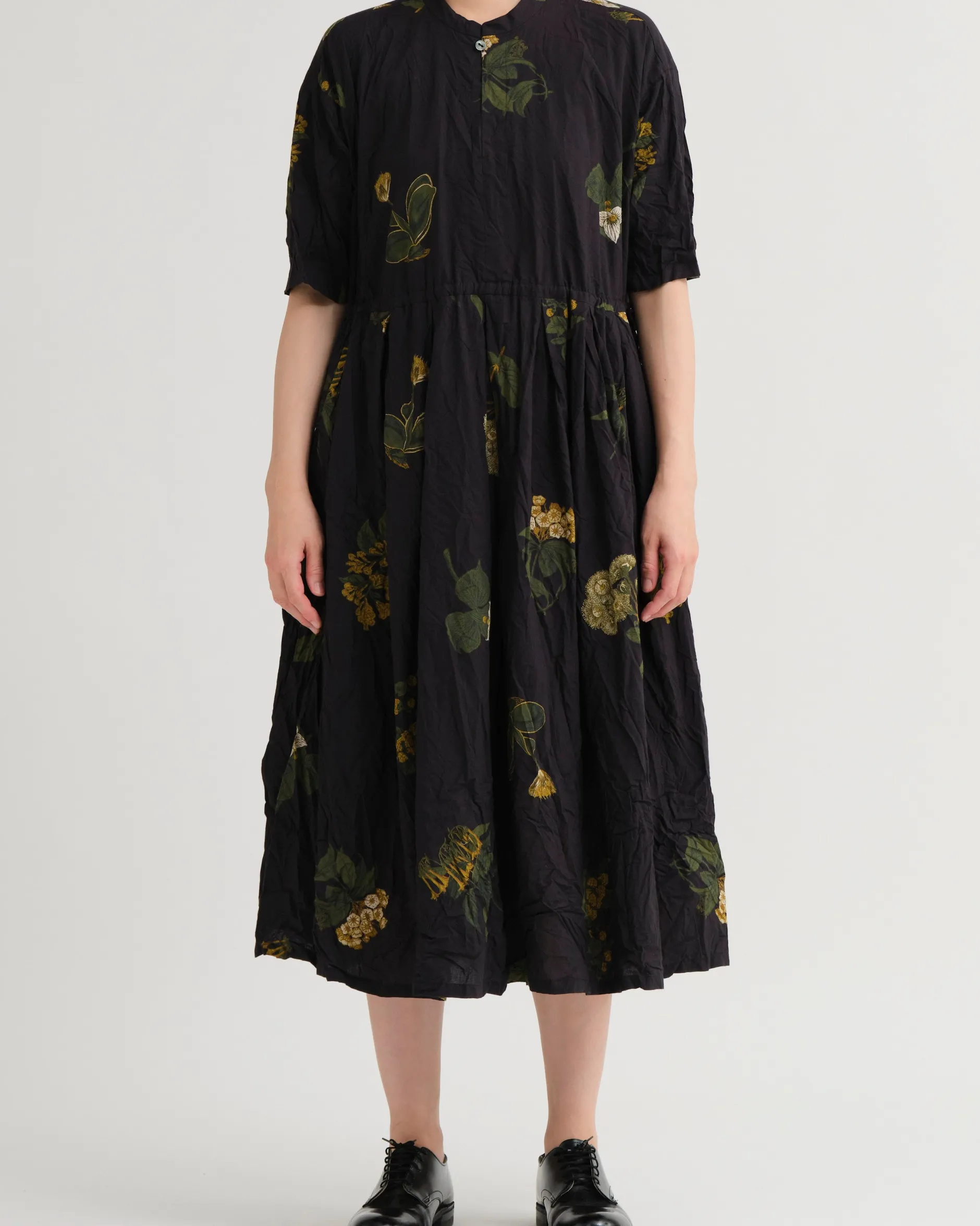 pas_de_calais_summer_bota_0-3.webp Dresses | Pas De Calais Summer Botanical Print Dress Black