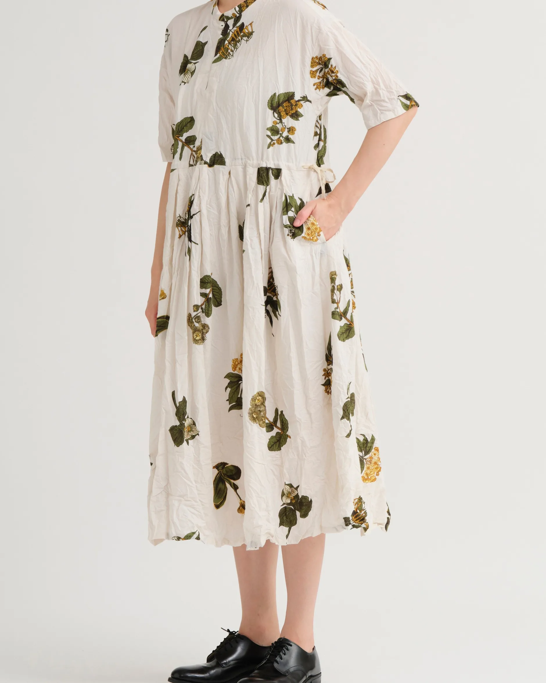 pas_de_calais_summer_bota_0-4.webp Dresses | Pas De Calais Summer Botanical Print Dress Ivory