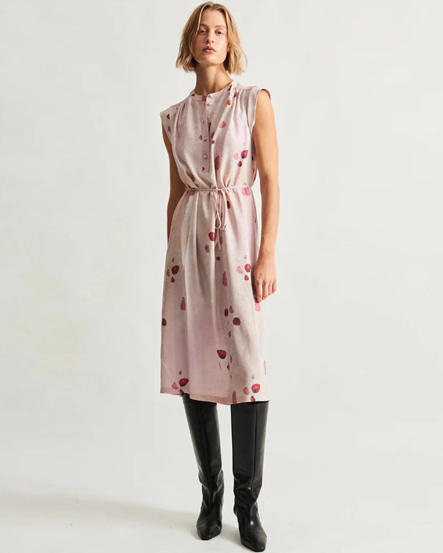 raquel_allegra_zaire_dres_0.webp Dresses | Raquel Allegra Zaire Dress Petal Pink