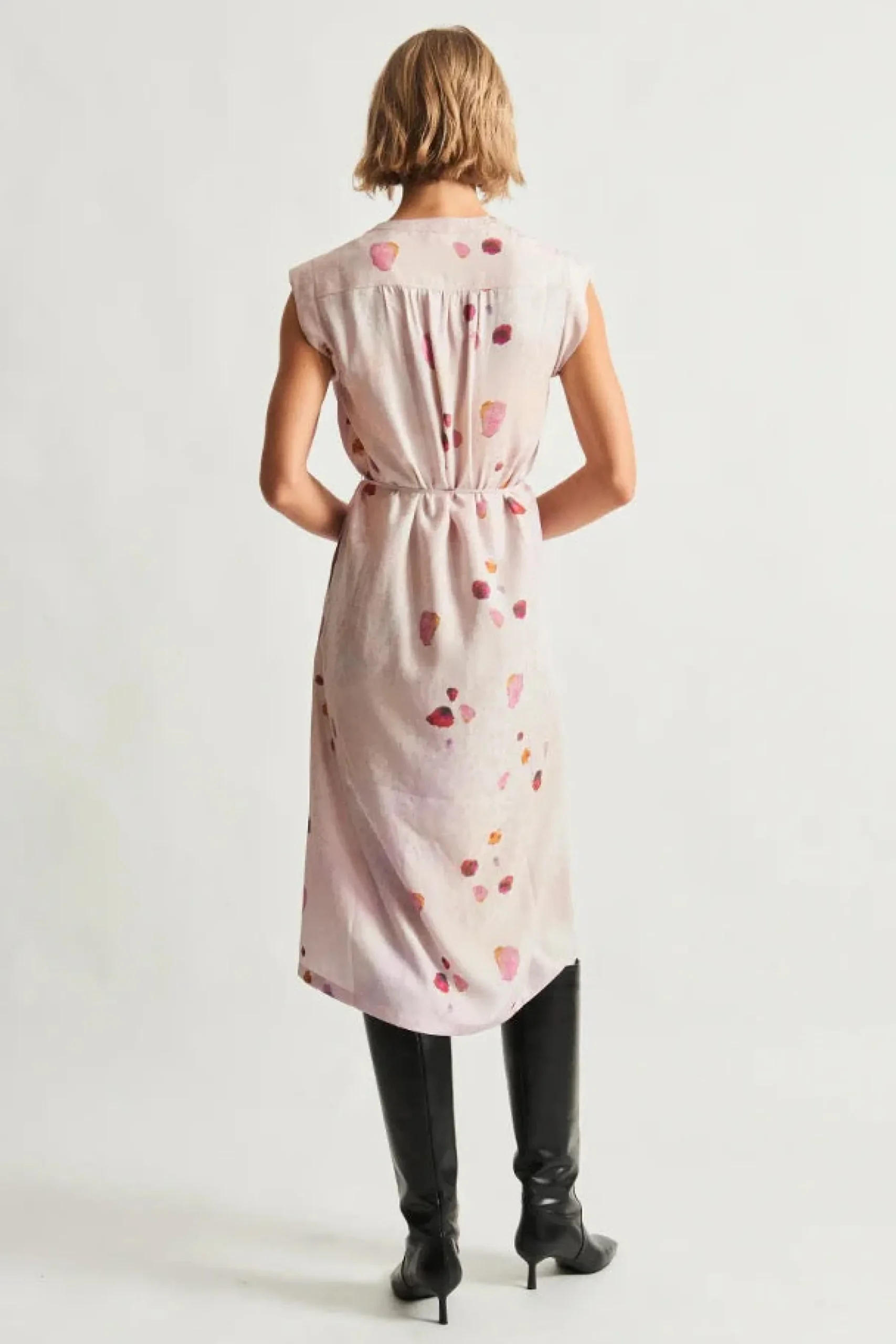 raquel_allegra_zaire_dres_3.webp Dresses | Raquel Allegra Zaire Dress Petal Pink