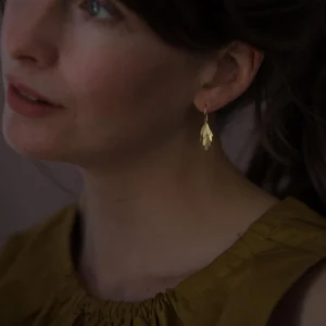 Jewelry | Sia Taylor 18K Tiny Daisy Earrings