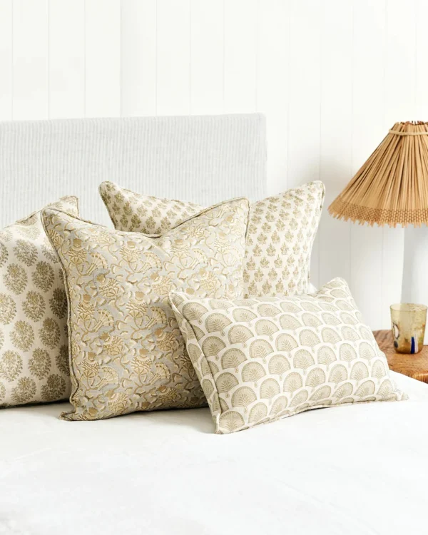Pillows | Walter G Iznik Elm Linen Cushion