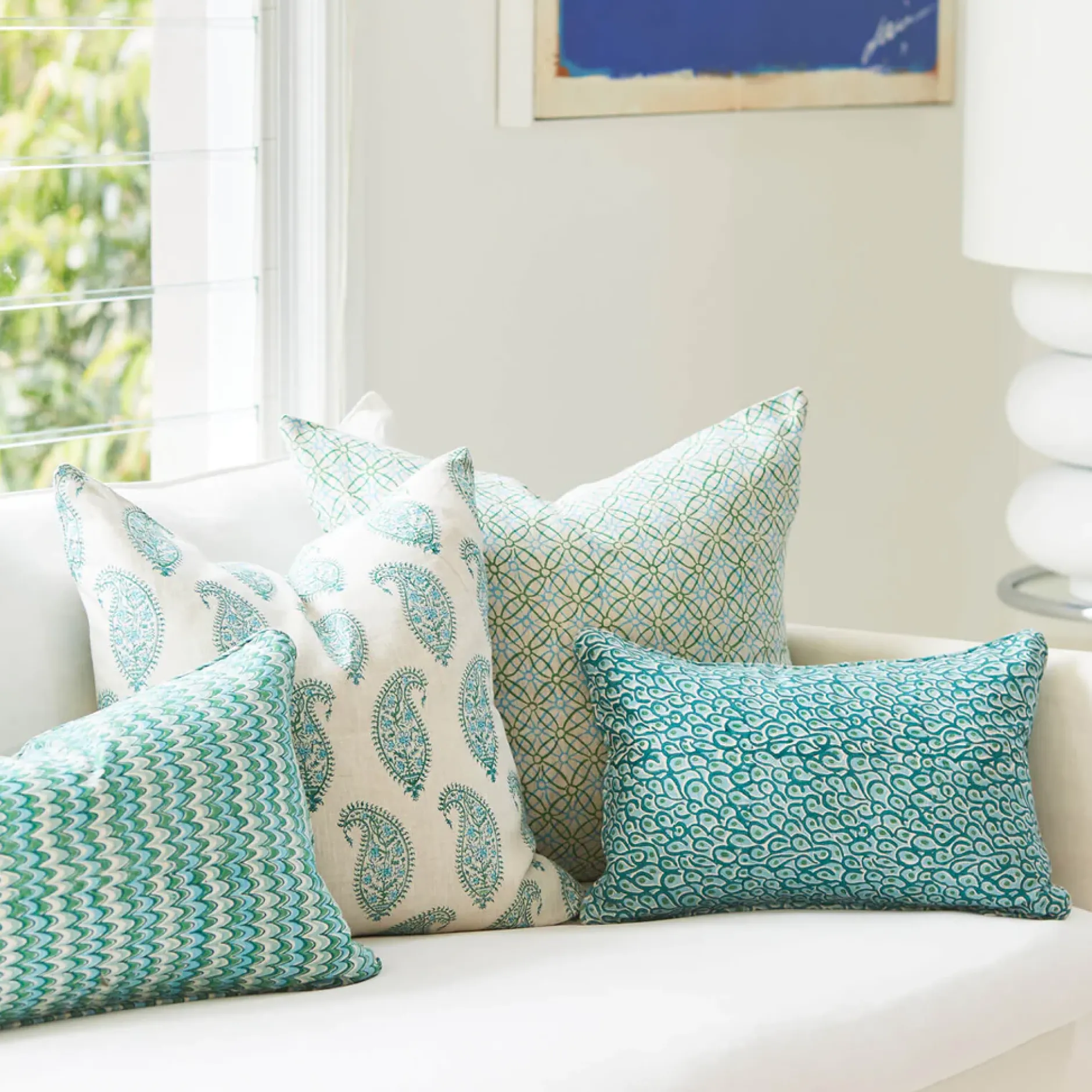 walter_g_paisley_emerald__1.webp Pillows | Walter G Paisley Emerald Linen Cushion