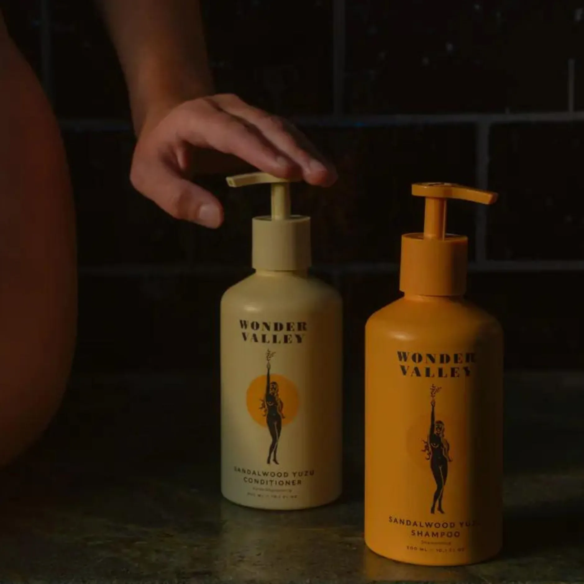 wonder_valley_sandalwood__2.webp Beauty | Wonder Valley Sandalwood Yuzu Conditioner